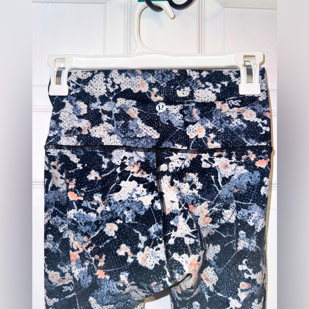 Size 4 Lululemon Leggings